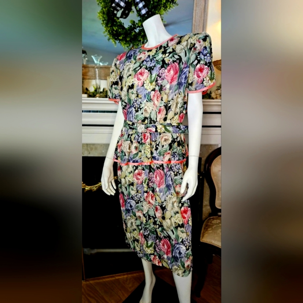 80s vintage Romantic Floral Peplum Belted Dress / Sunshine Starshine